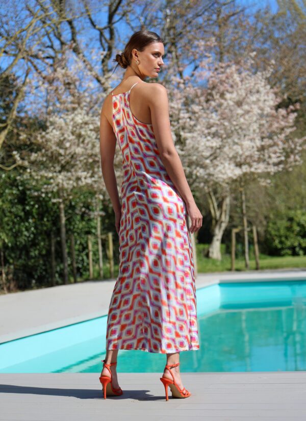 Qutara Dress - Afbeelding 4